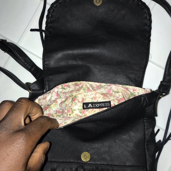 3 Crossbody bags - Picture 5 of 7